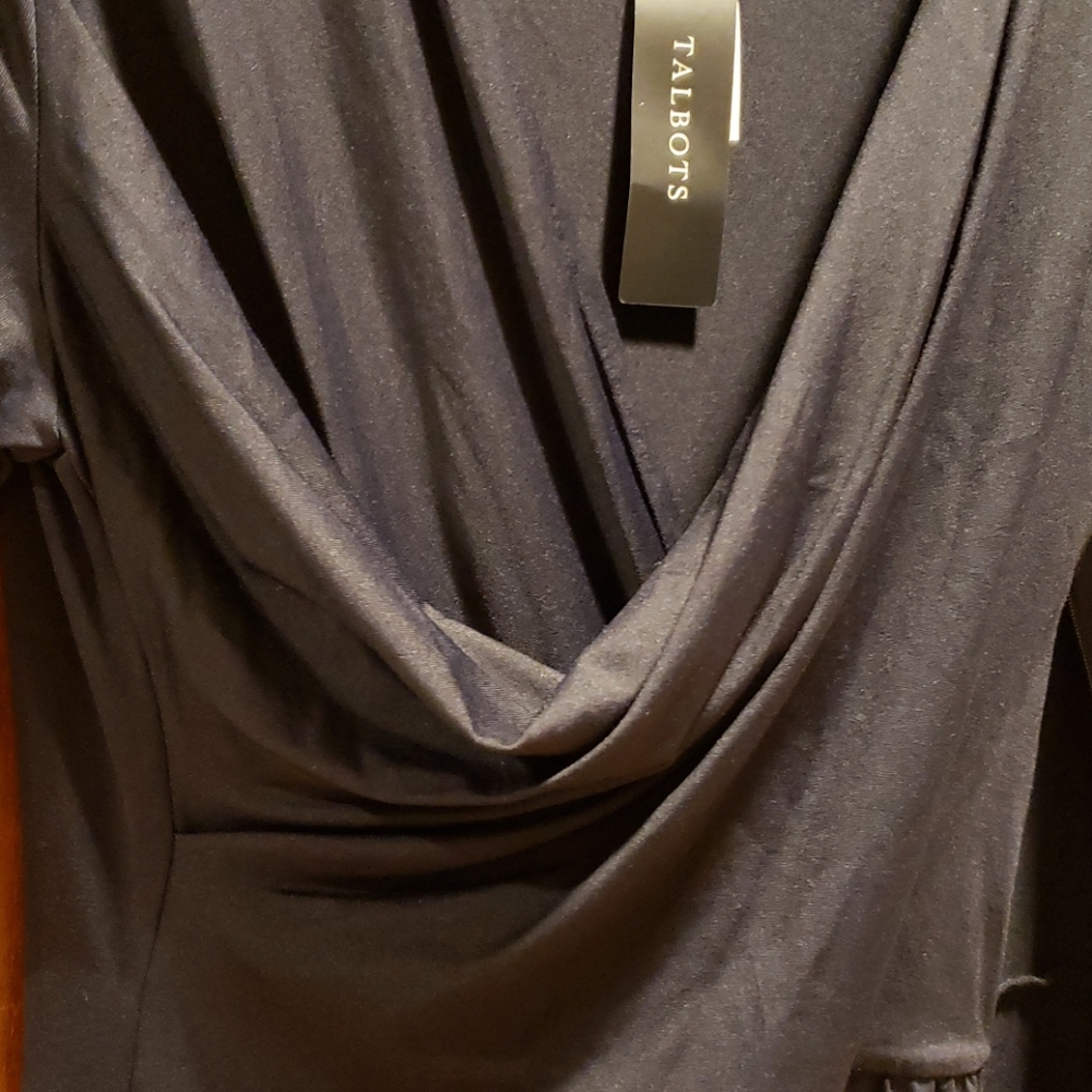 Dress - Picture 4 of 4